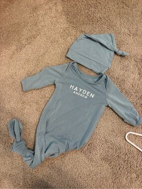 Caden Lane Dusty Blue Personalized Knot Gown & Hat